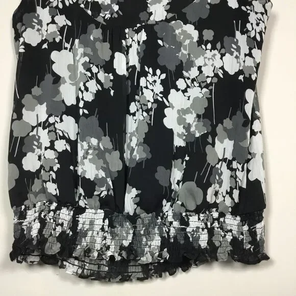 Ruffle sleeve floaty top with satin covered button detail front peasant size XL - Picture 6 of 8